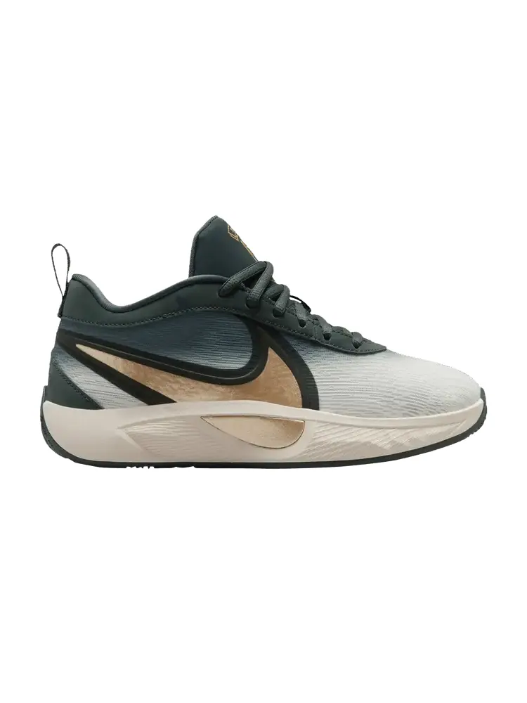 Кроссовки Nike Giannis Freak 6 GS Vintage Green Metallic Gold — изображение 1 из 1
