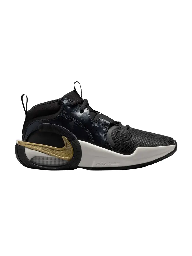 Кроссовки Nike Air Zoom Crossover 2 GS Black Metallic Gold — изображение 1 из 1