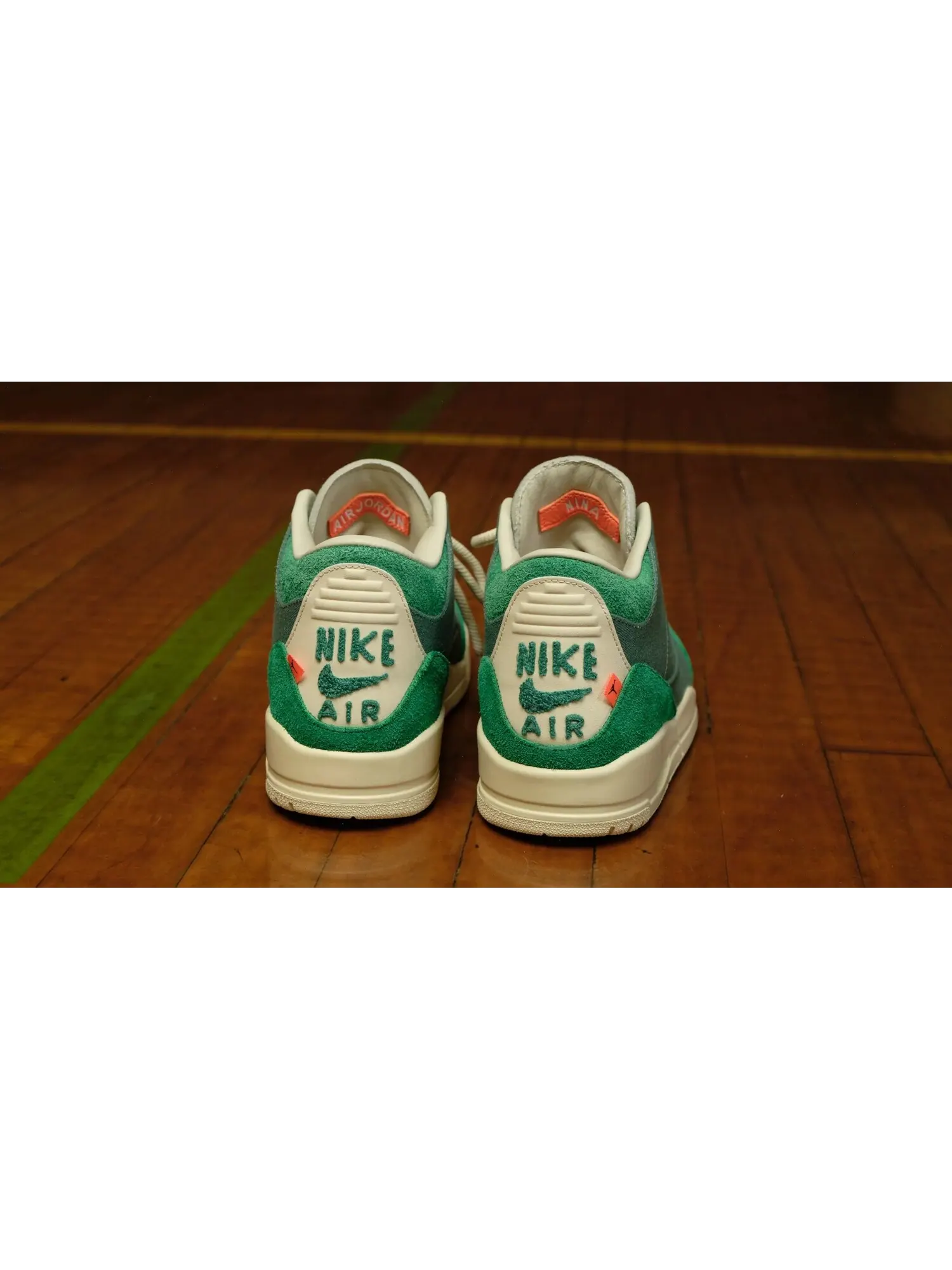 Кроссовки Air Jordan 3 Retro x Nina Chanel Abney Bicoastal and Malachite — изображение 10 из 11, зеленый