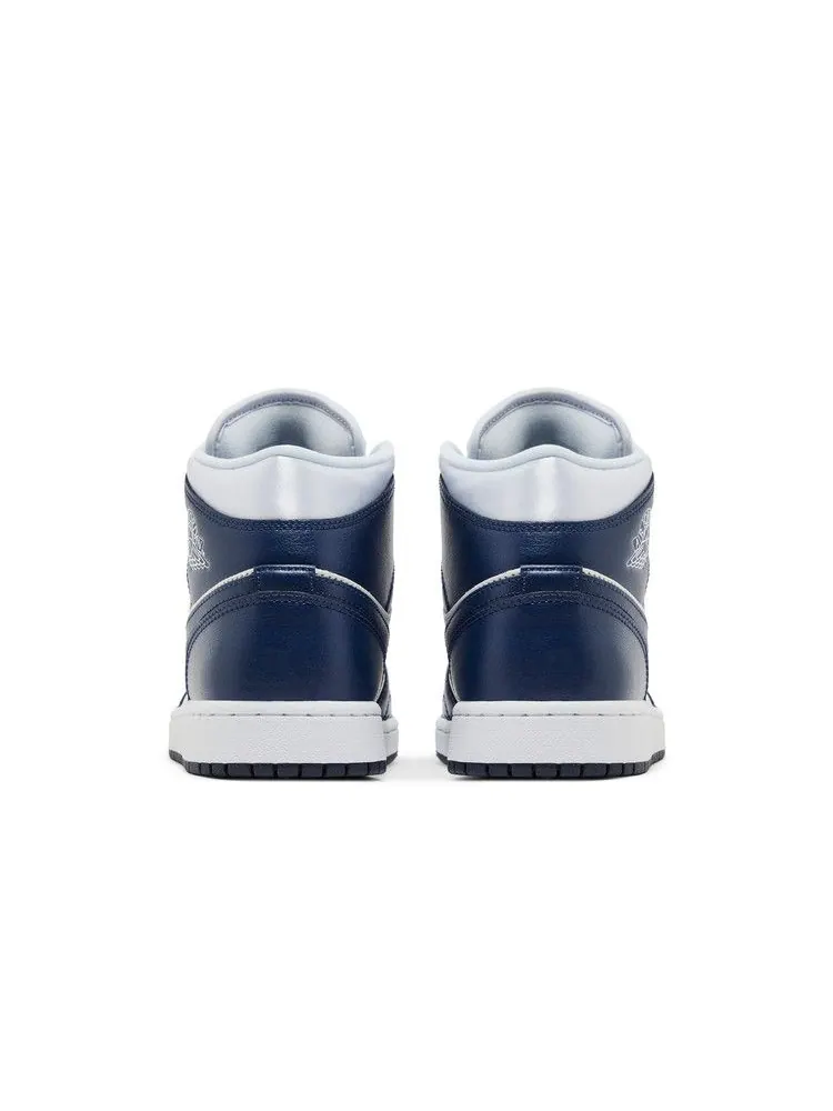 Кроссовки Air Jordan Wmns Air Jordan 1 Mid 'Midnight Navy Gold Charms' — изображение 7 из 9