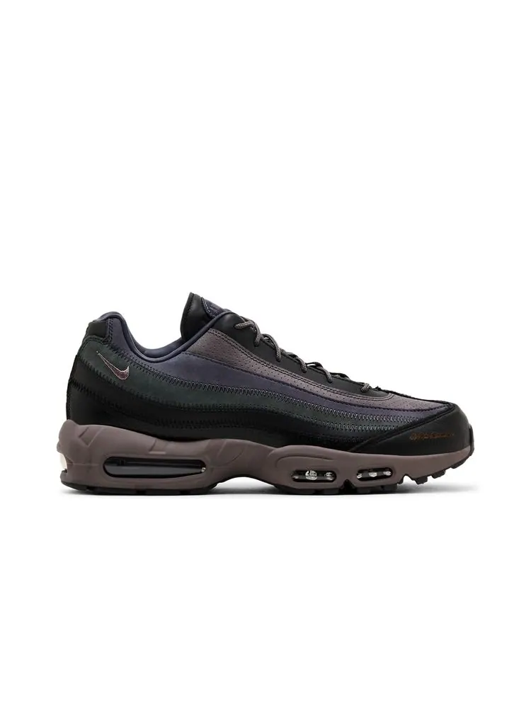 Кроссовки A Ma Maniére x Air Max 95 SP 'Black Violet Ore' — изображение 1 из 8, черный фиолетовый