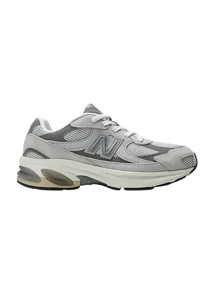 Кроссовки New Balance 2010 Lace Big Kid 'Raincloud' — изображение 1 из 1, серый