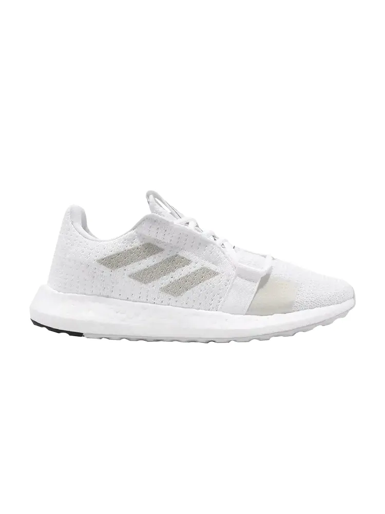 Кроссовки Adidas Wmns SenseBoost Go 'Footwear White' — изображение 1 из 1, белый