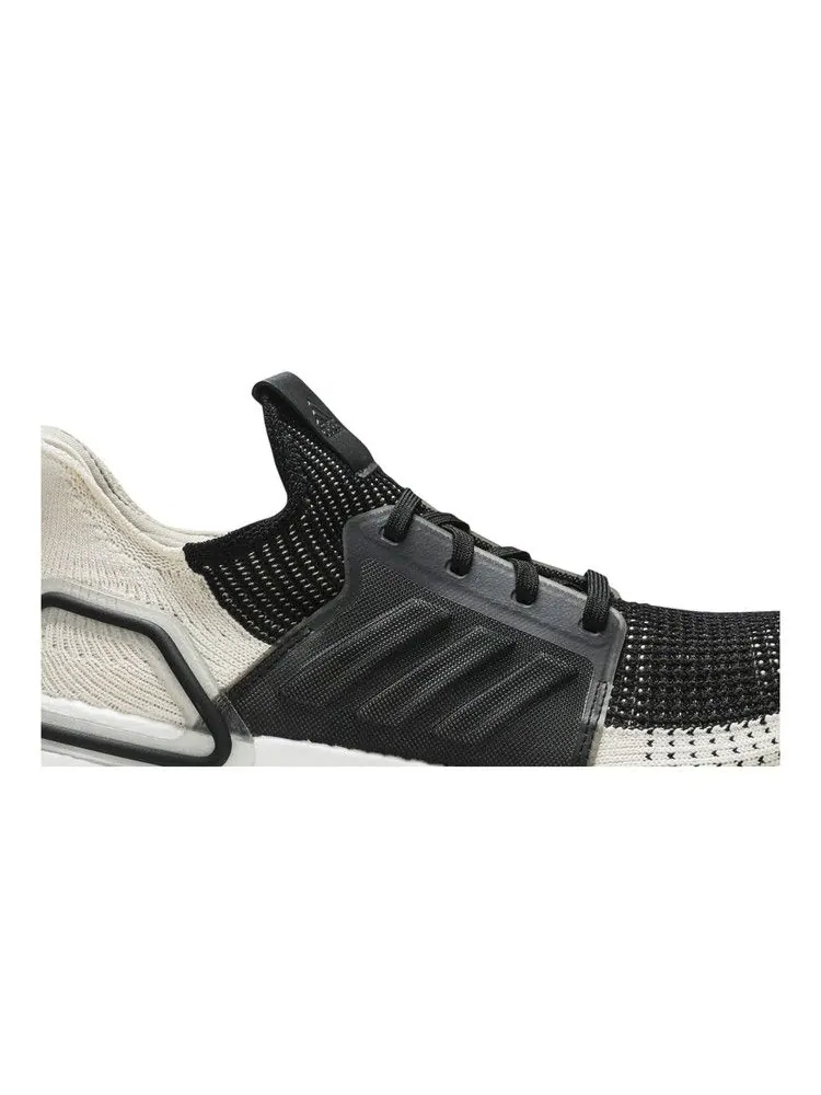 Кроссовки adidas UltraBoost 19 'Black Linen' — изображение 3 из 9, черный//белый