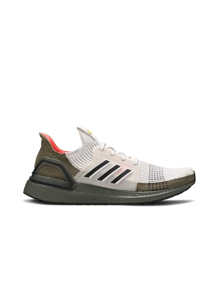 Кроссовки Adidas UltraBoost 19 — изображение 1 из 4, зеленый