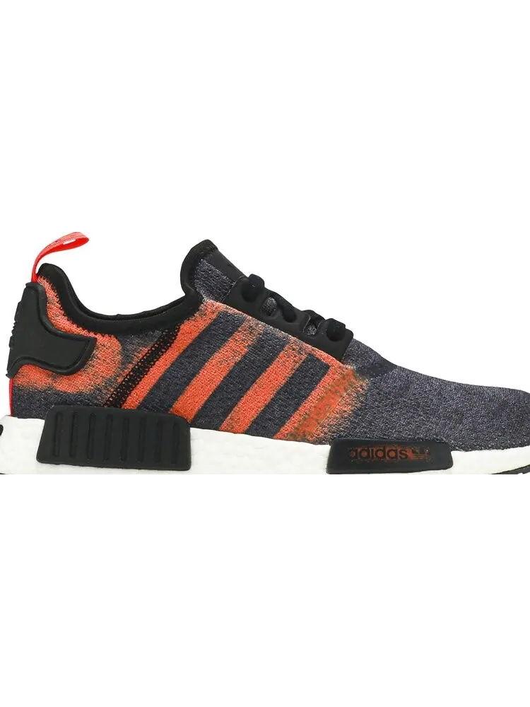 Кроссовки Adidas NMD_R1 'Stencil Pack - Solar Red' — изображение 2 из 8, черный