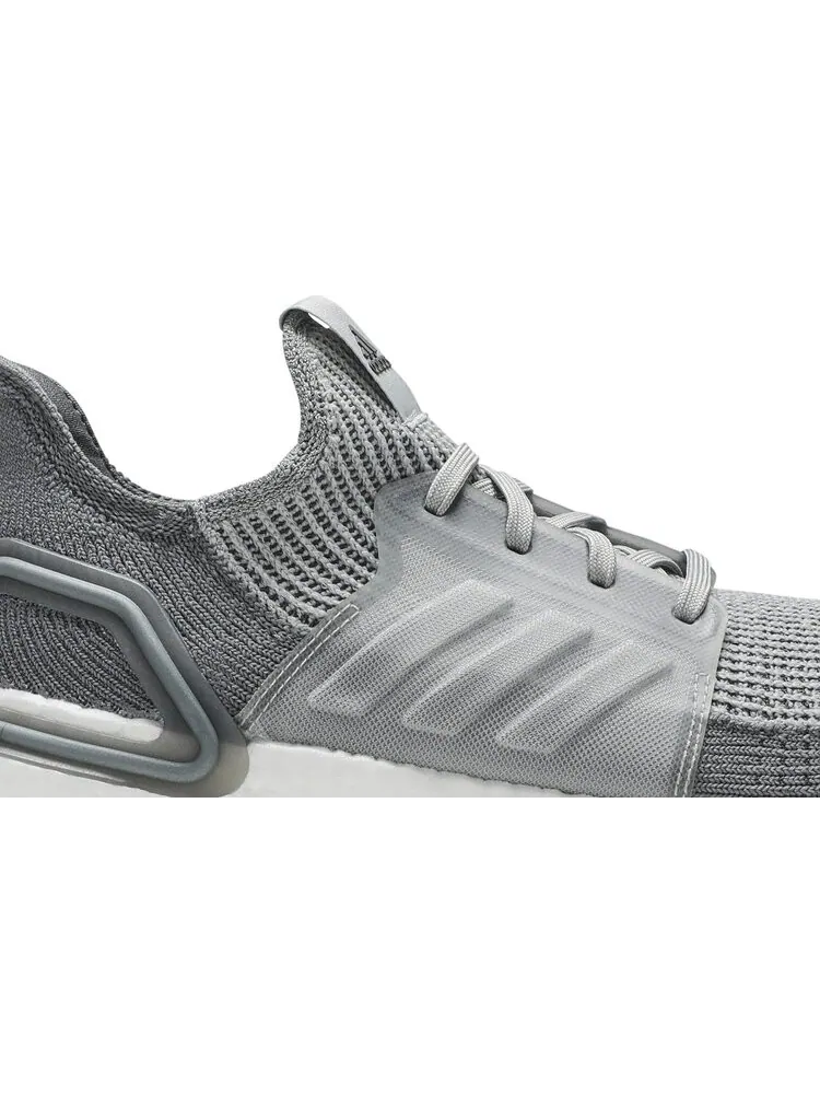 Кроссовки Adidas UltraBoost 19 'Triple Grey' — изображение 2 из 8, серый