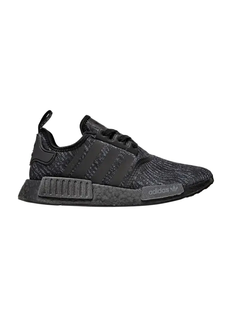 Кроссовки Adidas NMD_R1 'Triple Black' — изображение 1 из 1, черный