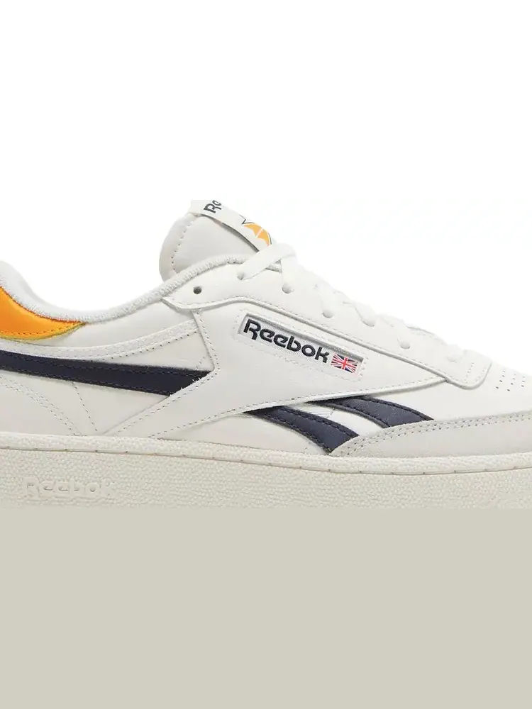 Кроссовки club c revenge 'chalk semi solar gold' Reebok, пломбир — изображение 2 из 8, бежевый