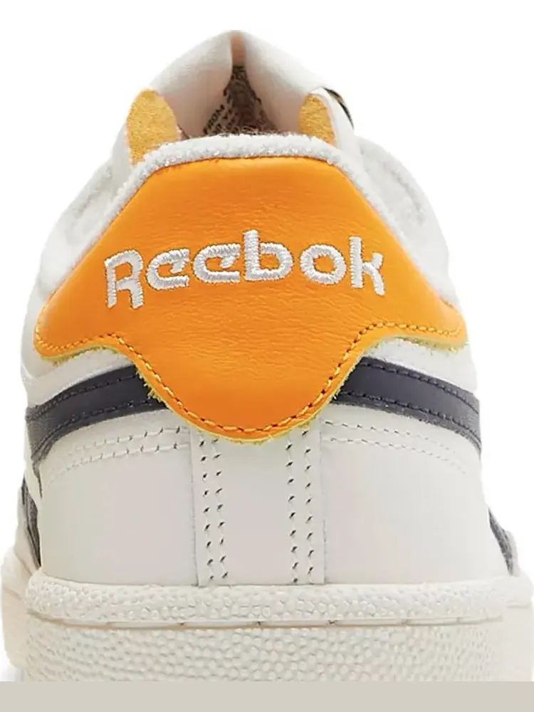 Кроссовки club c revenge 'chalk semi solar gold' Reebok, пломбир — изображение 7 из 8, бежевый