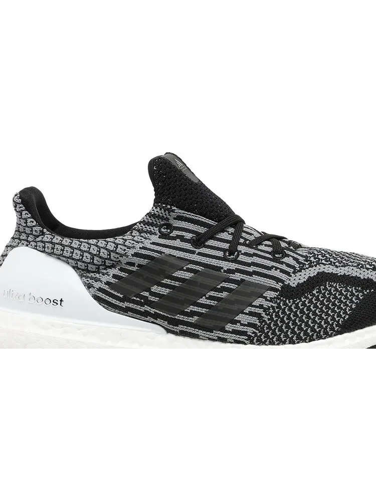 Кроссовки Adidas UltraBoost 5.0 Uncaged DNA 'Oreo' — изображение 2 из 8, черный