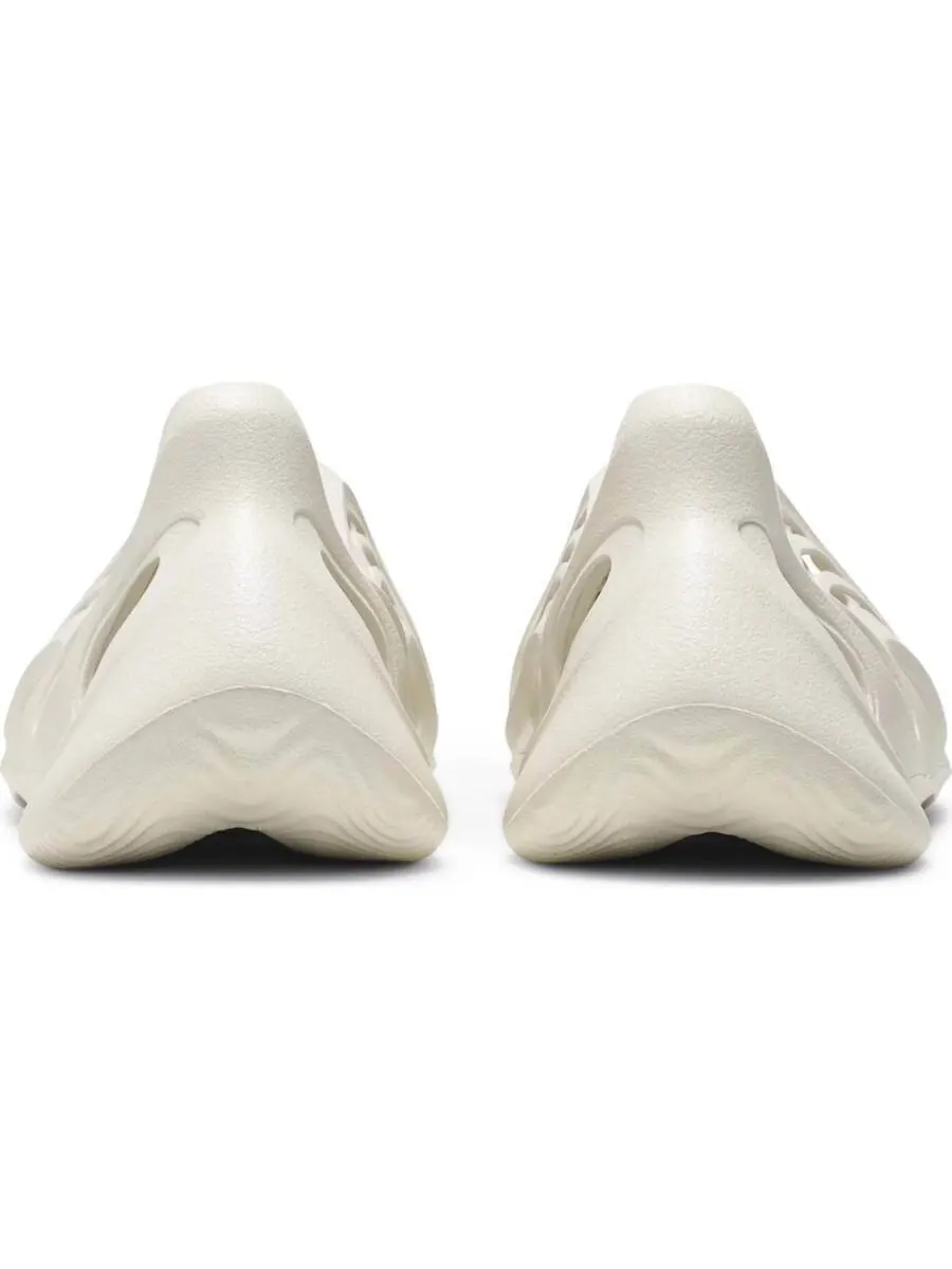 Кроссовки Adidas Yeezy Foam Runner Ararat — изображение 5 из 8