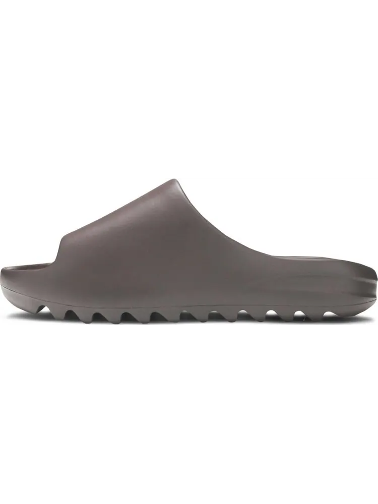 Сандалии Adidas Yeezy Slides 'Soot' — изображение 3 из 8, черный