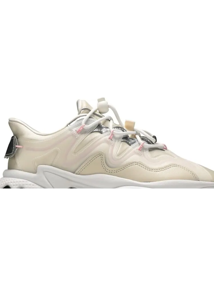 Кроссовки Adidas Wmns Ozweego Plus 'Chalk White Pink' — изображение 2 из 8, бежевый