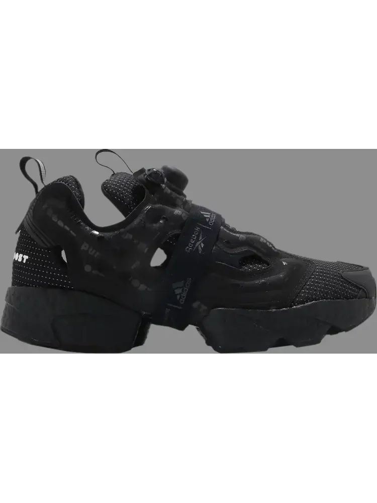Кроссовки instapump fury boost 'triple black' Reebok — изображение 1 из 1, черный