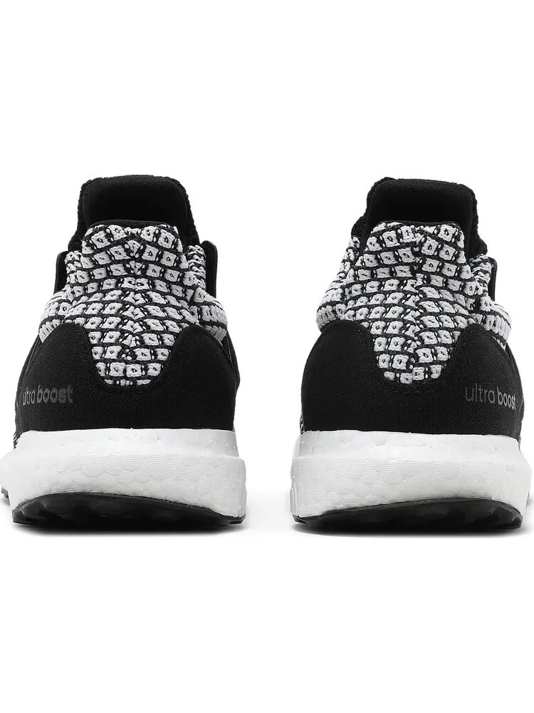Кроссовки Adidas UltraBoost 5.0 DNA J 'Oreo' — изображение 6 из 8, черный