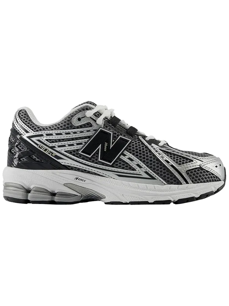 Кроссовки New Balance 1906R Big Kid 'Silver Grey Black' — изображение 1 из 1, серебристый серый черный