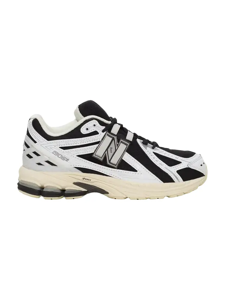 Кроссовки New Balance 1906 Big Kid — изображение 1 из 1, белый черный серебристый
