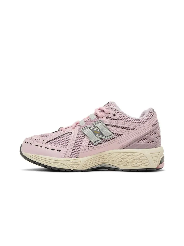 Кроссовки New Balance 1906R Big Kid 'Rose Sugar Ice Wine' — изображение 4 из 9, розовый/винный
