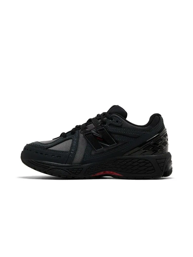 Кроссовки New Balance 1906R Big Kid 'Castlerock Fade Red' — изображение 4 из 9, красный