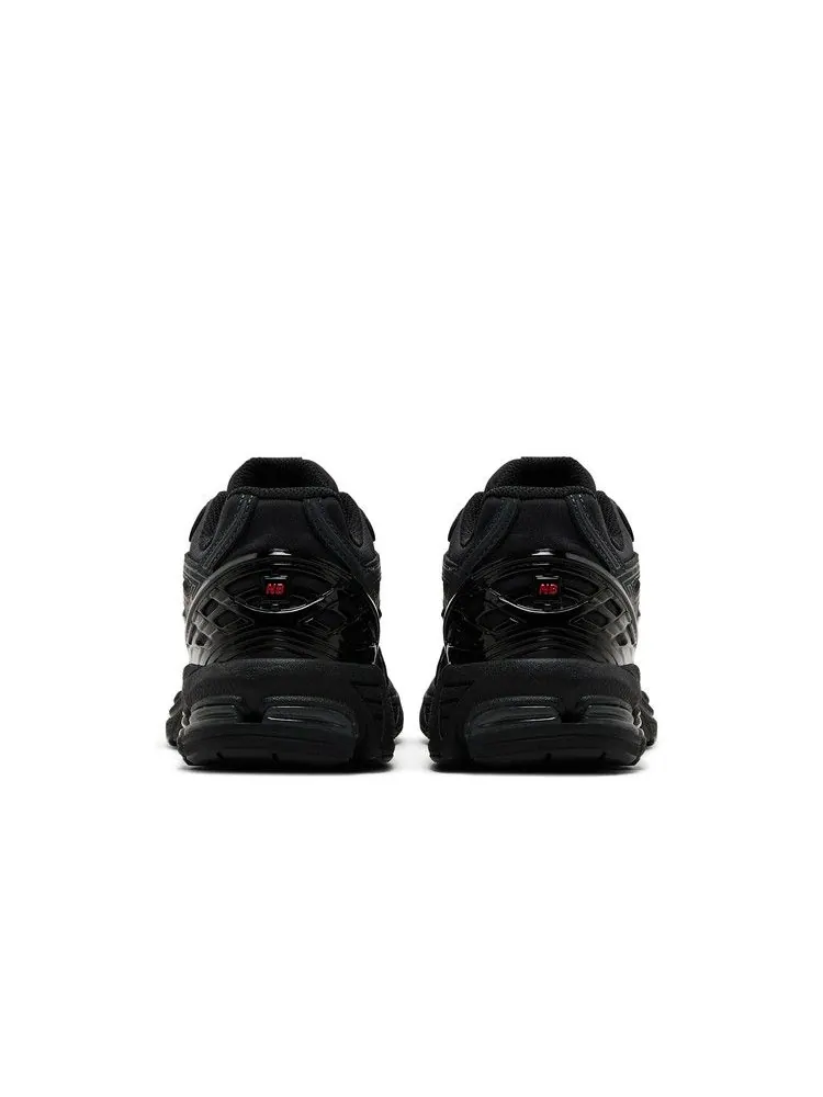 Кроссовки New Balance 1906R Big Kid 'Castlerock Fade Red' — изображение 7 из 9, красный