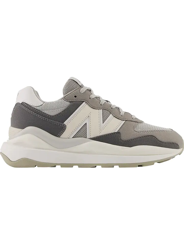 Кроссовки New Balance 57/40 Big Kid Wide 'Castlerock Moonbeam' — изображение 1 из 1, серый