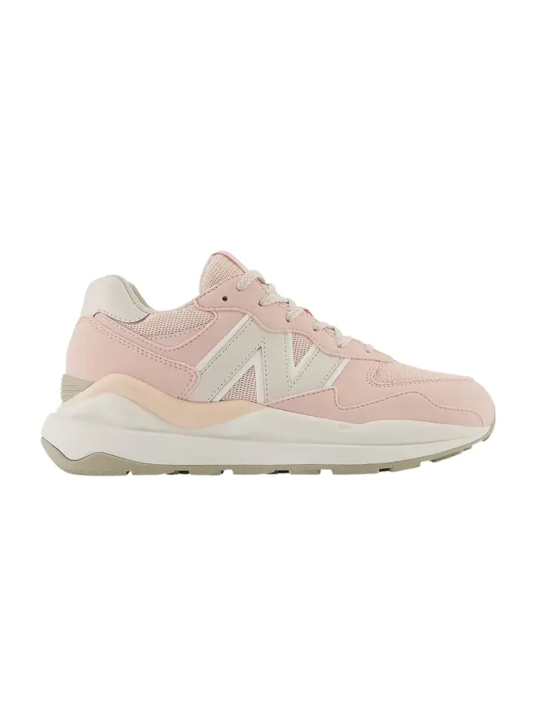 Кроссовки New Balance 57/40 Big Kid Wide — изображение 1 из 1, розовый