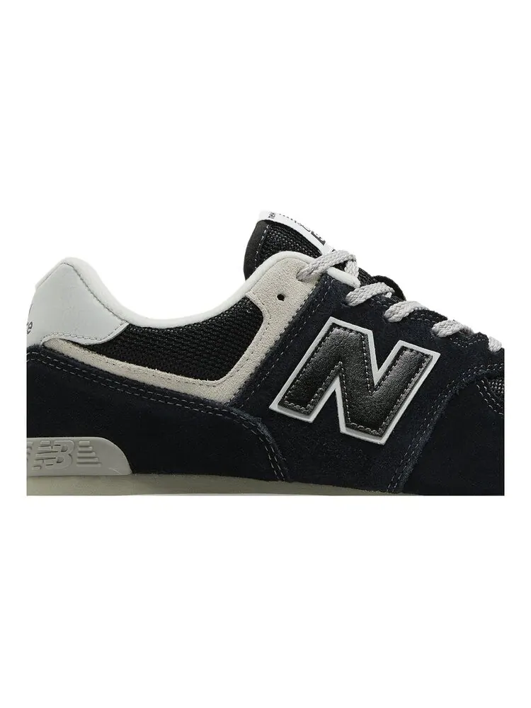 Детские кроссовки New Balance 574 Core Wide — изображение 2 из 4, черный/белый