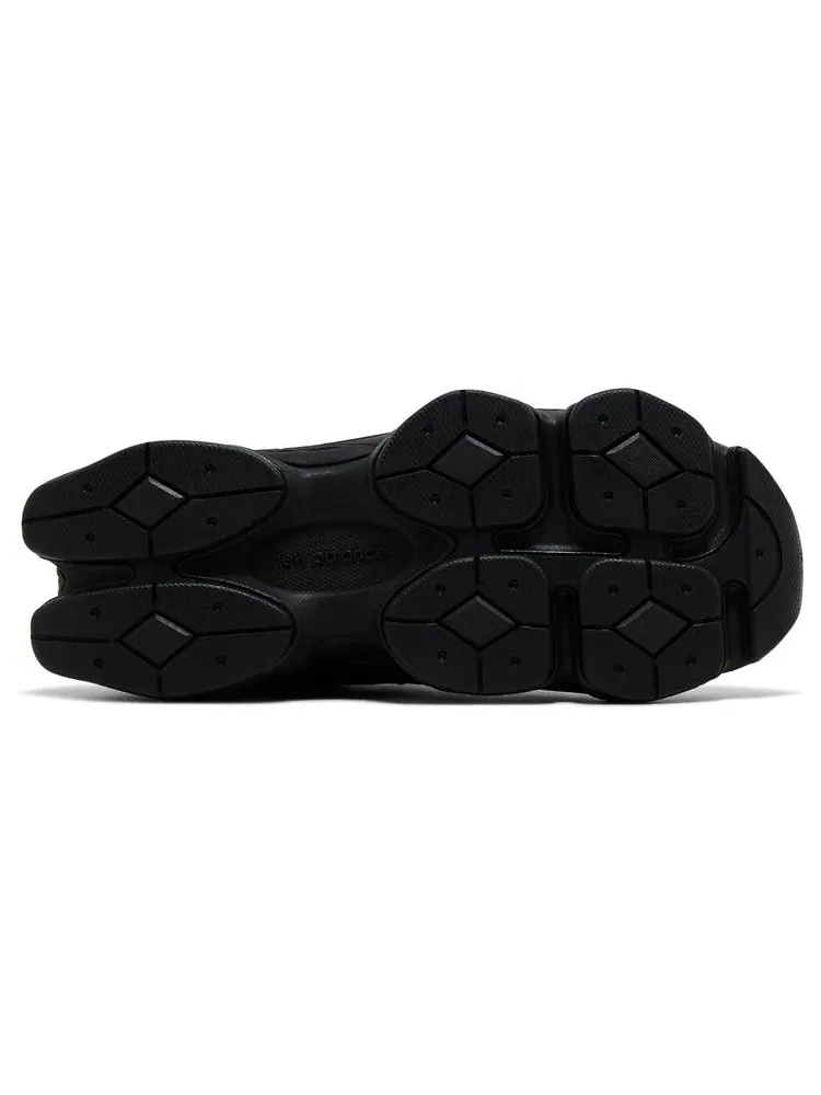 Кроссовки New Balance 9060 Big Kid 'Triple Black Suede' — изображение 4 из 8, черный