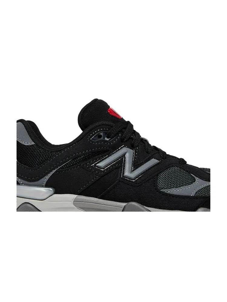 Кроссовки New Balance 9060 Big Kid Black Castlerock — изображение 2 из 6, черный