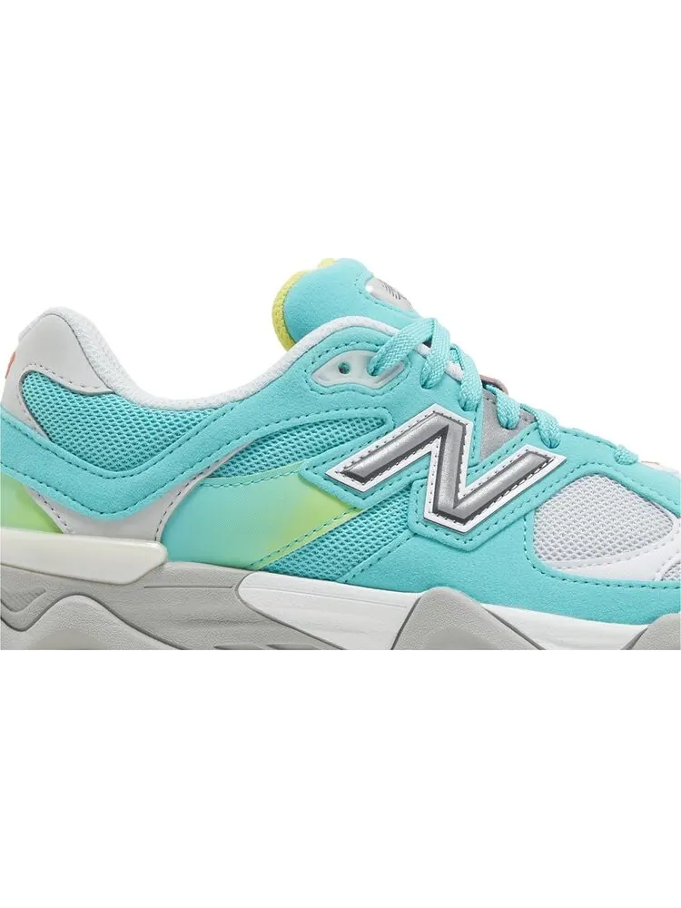 Кроссовки 9060 Big Kid 'Cyan Burst' DTLR Exclusive — изображение 2 из 4, синий
