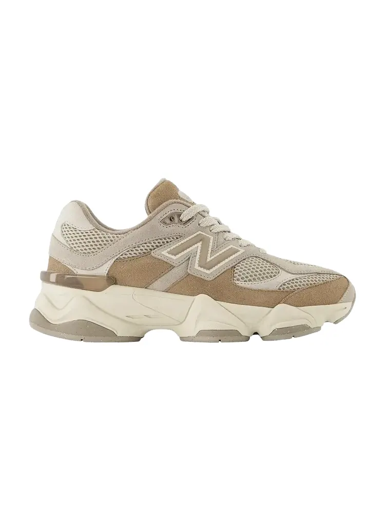 Кроссовки New Balance 9060 Big Kid Wide 'Mushroom Arid Stone' — изображение 1 из 1, бежевый