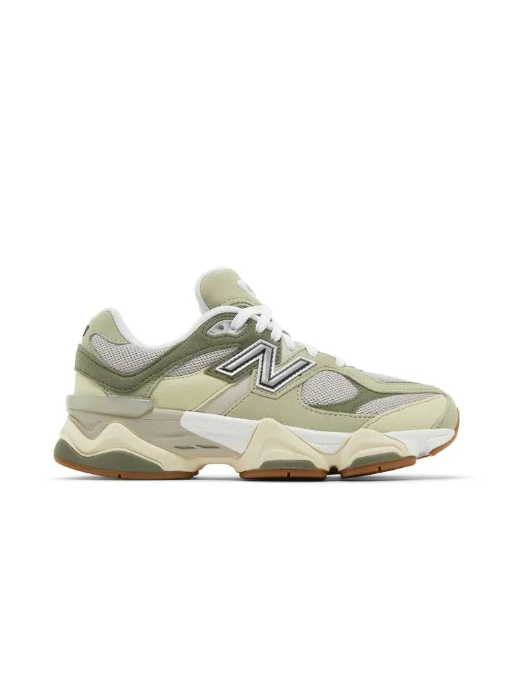 Кроссовки New Balance 9060 Big Kid 'Green Gum' — изображение 2 из 9, зеленый/зеленый