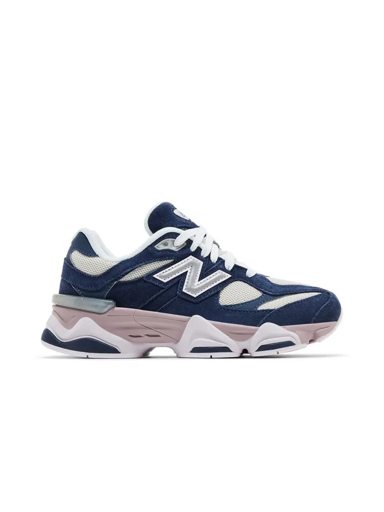 Кроссовки New Balance 9060 Big Kid Navy Ice Wine — изображение 1 из 6, темно-синий винный