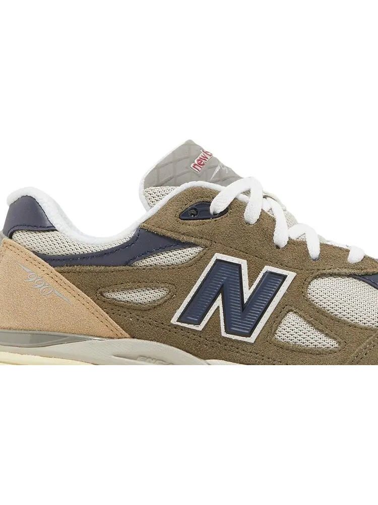 Кроссовки New Balance Teddy Santis x 990v3 Big Kid 'Dark Camo' — изображение 2 из 8, зеленый