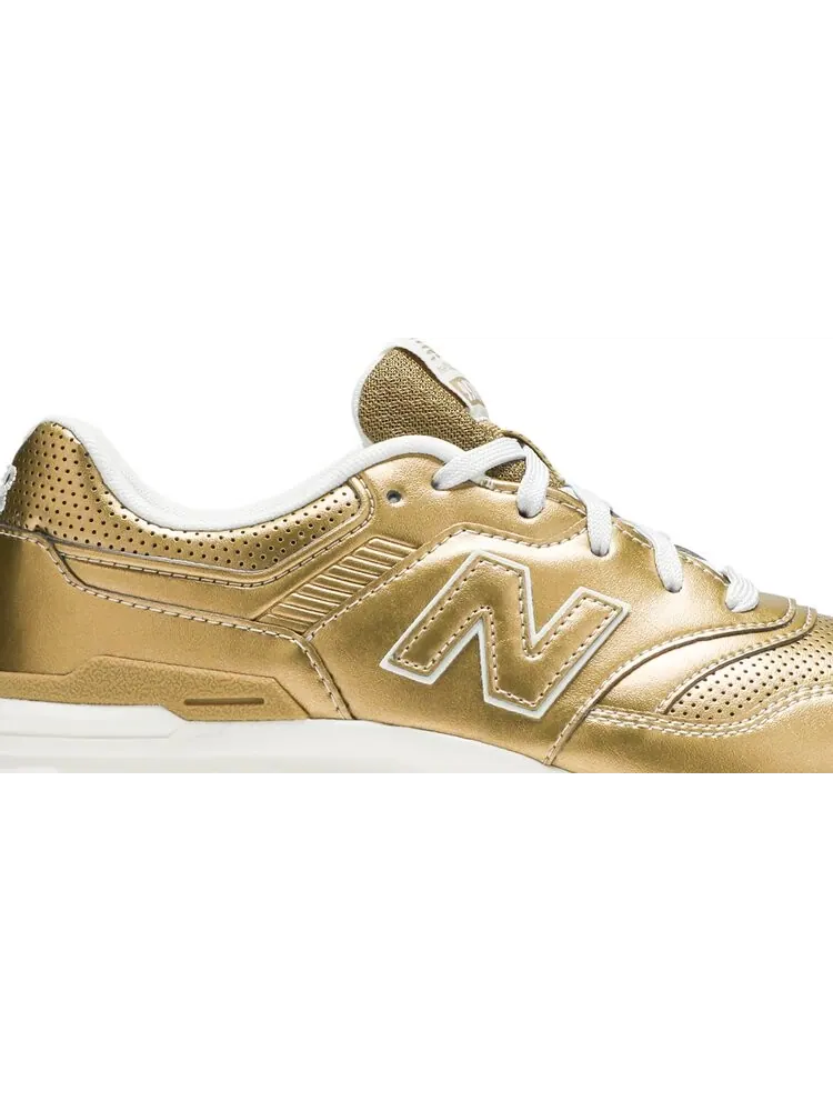 Кроссовки New Balance 997 Kids 'Classic Gold' — изображение 2 из 8, золото