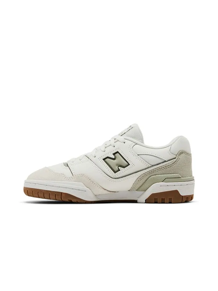 Кроссовки New Balance 550 Big Kid 'White Olive Gum' — изображение 4 из 9, белый/серый/оливковый