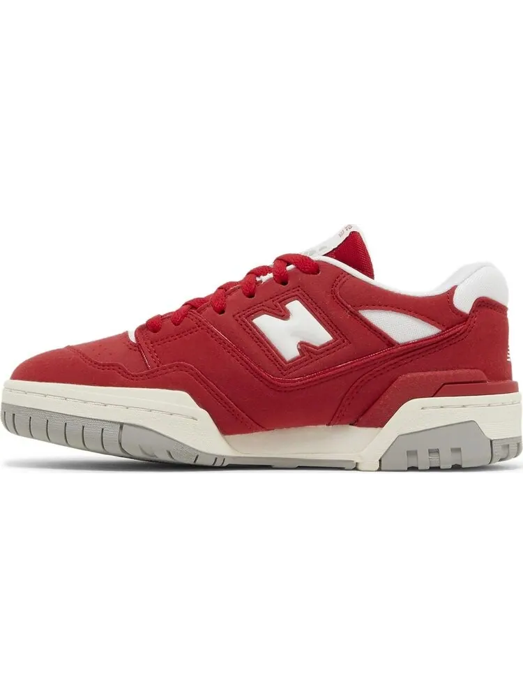 Кроссовки 550 Big Kid 'Suede Pack - Team Red' — изображение 3 из 4, красный