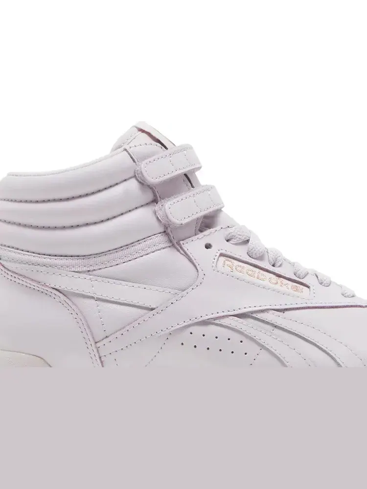 Кроссовки cardi b x wmns freestyle high 'quartz glow lilac fog' Reebok — изображение 2 из 8, фиолетовый