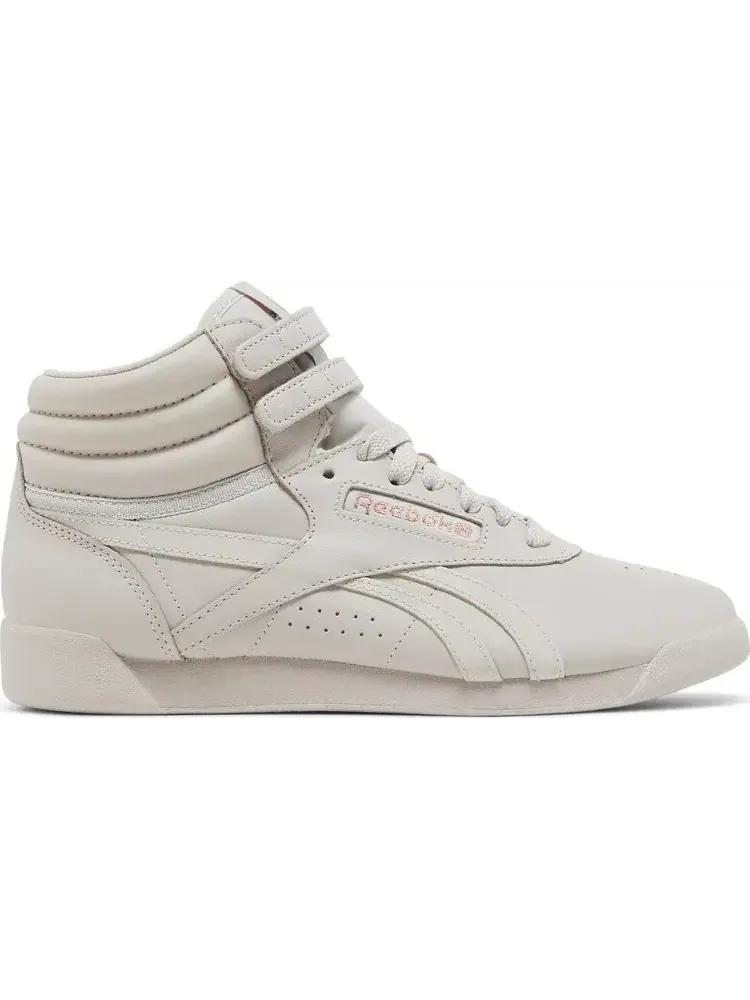 Кроссовки cardi b x wmns freestyle high 'moonstone boulder grey' Reebok — изображение 1 из 8, серый