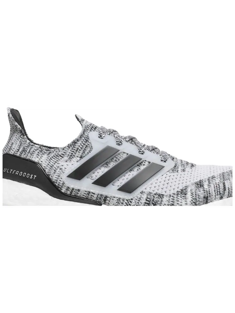 Кроссовки adidas UltraBoost 21 'White Black' — изображение 2 из 8, белый