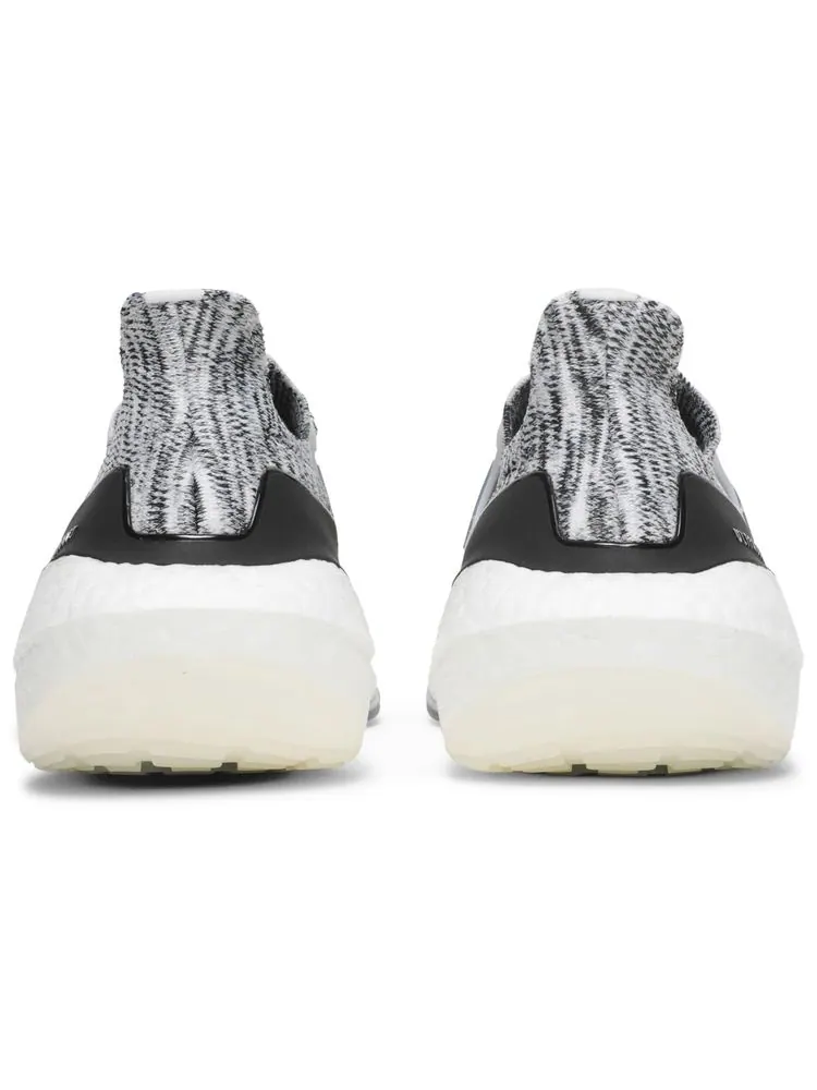 Кроссовки adidas UltraBoost 21 'White Black' — изображение 6 из 8, белый