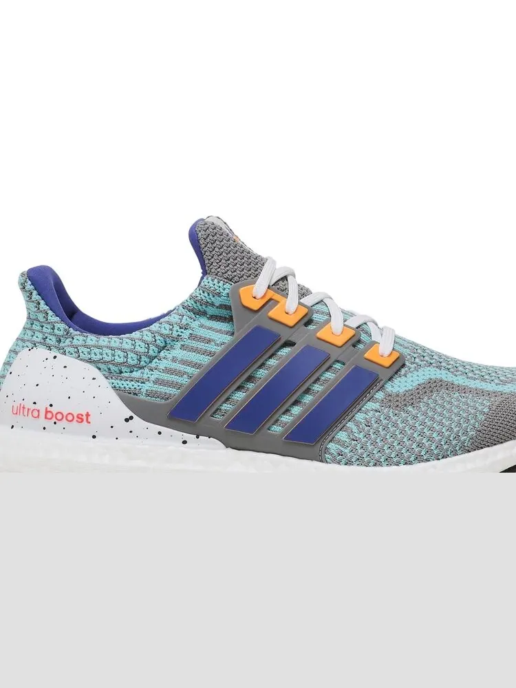 Кроссовки Adidas UltraBoost 5.0 DNA 'Grey Sonic Ink' — изображение 2 из 8, серый