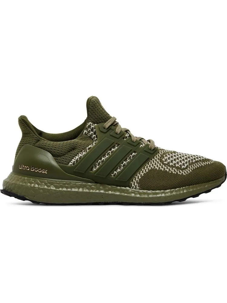 Кроссовки Adidas UltraBoost 1.0 DNA 'Focus Olive' — изображение 1 из 8, зеленый
