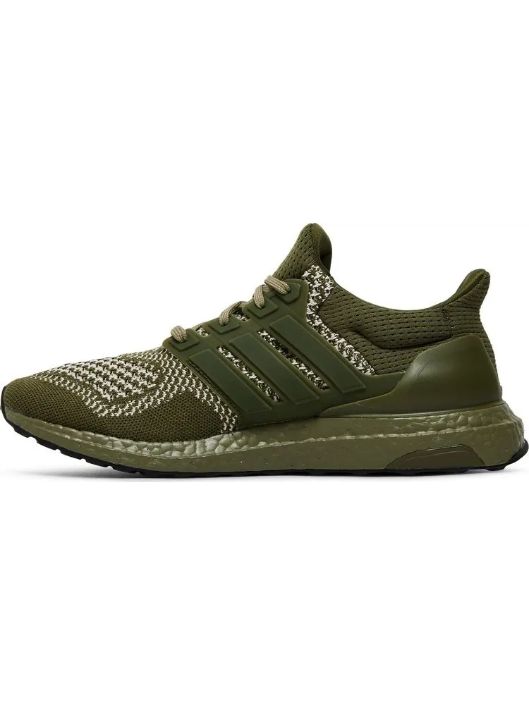 Кроссовки Adidas UltraBoost 1.0 DNA 'Focus Olive' — изображение 3 из 8, зеленый