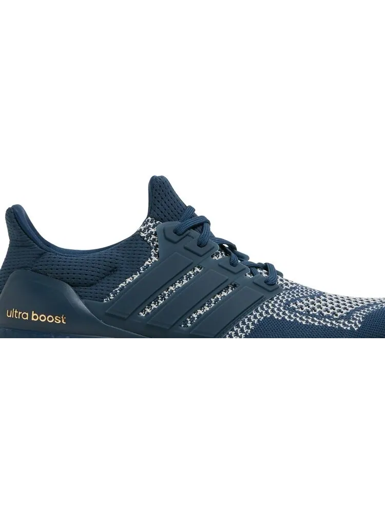Кроссовки Adidas UltraBoost 1.0 DNA 'Crew Navy' — изображение 2 из 8, синий