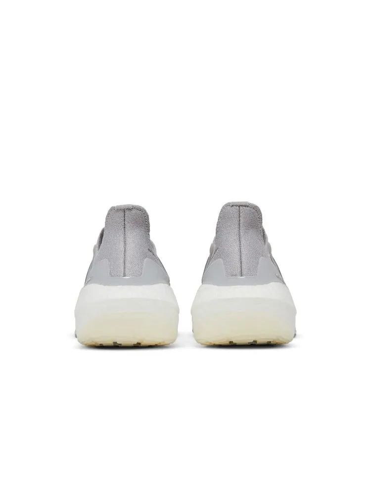 Кроссовки Adidas Wmns UltraBoost 21 — изображение 6 из 8