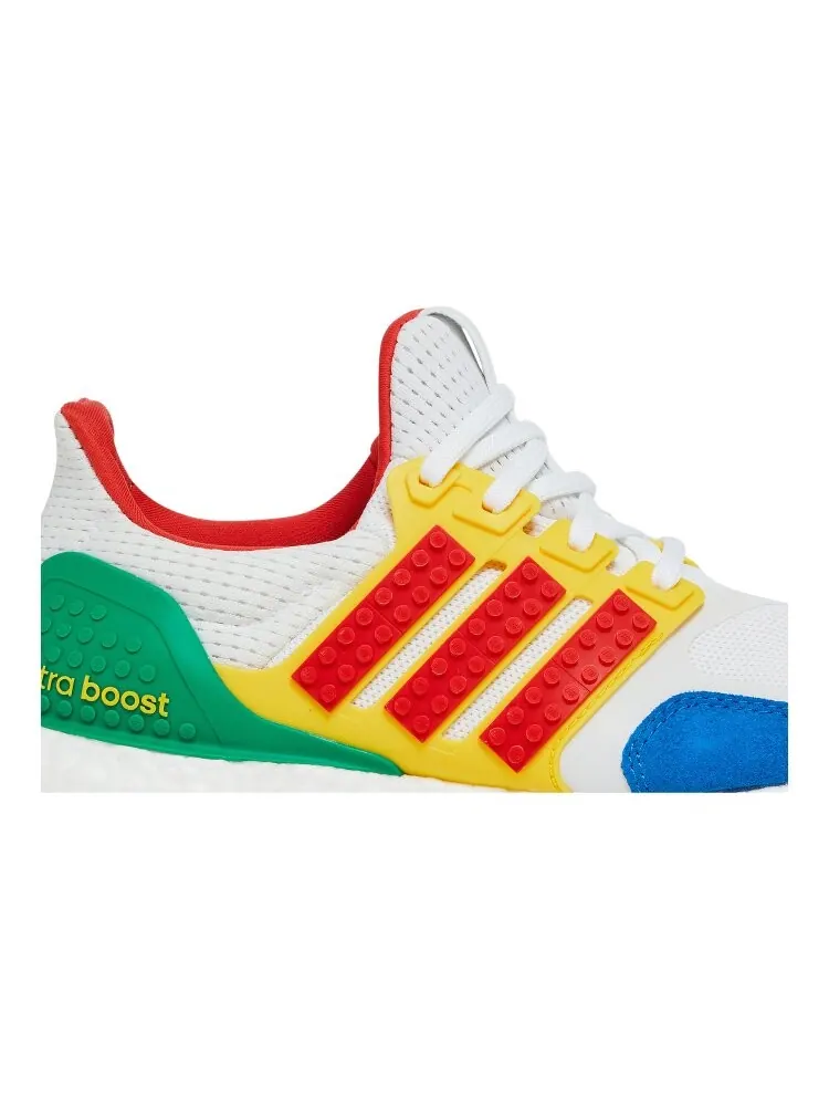 Кроссовки Adidas LEGO x UltraBoost 21 J — изображение 2 из 4, белый