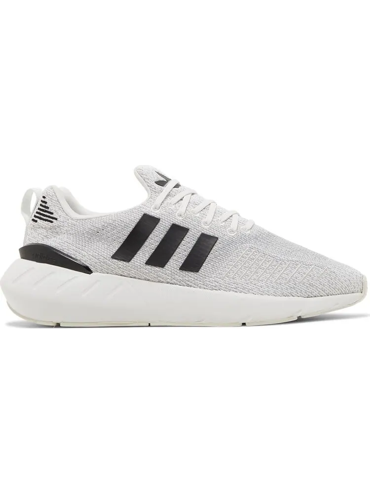 Кроссовки Adidas Wmns Swift Run 22 — изображение 1 из 8, белый