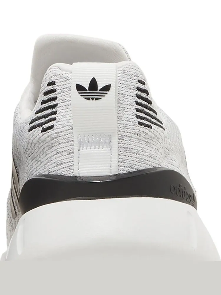 Кроссовки Adidas Wmns Swift Run 22 — изображение 7 из 8, белый